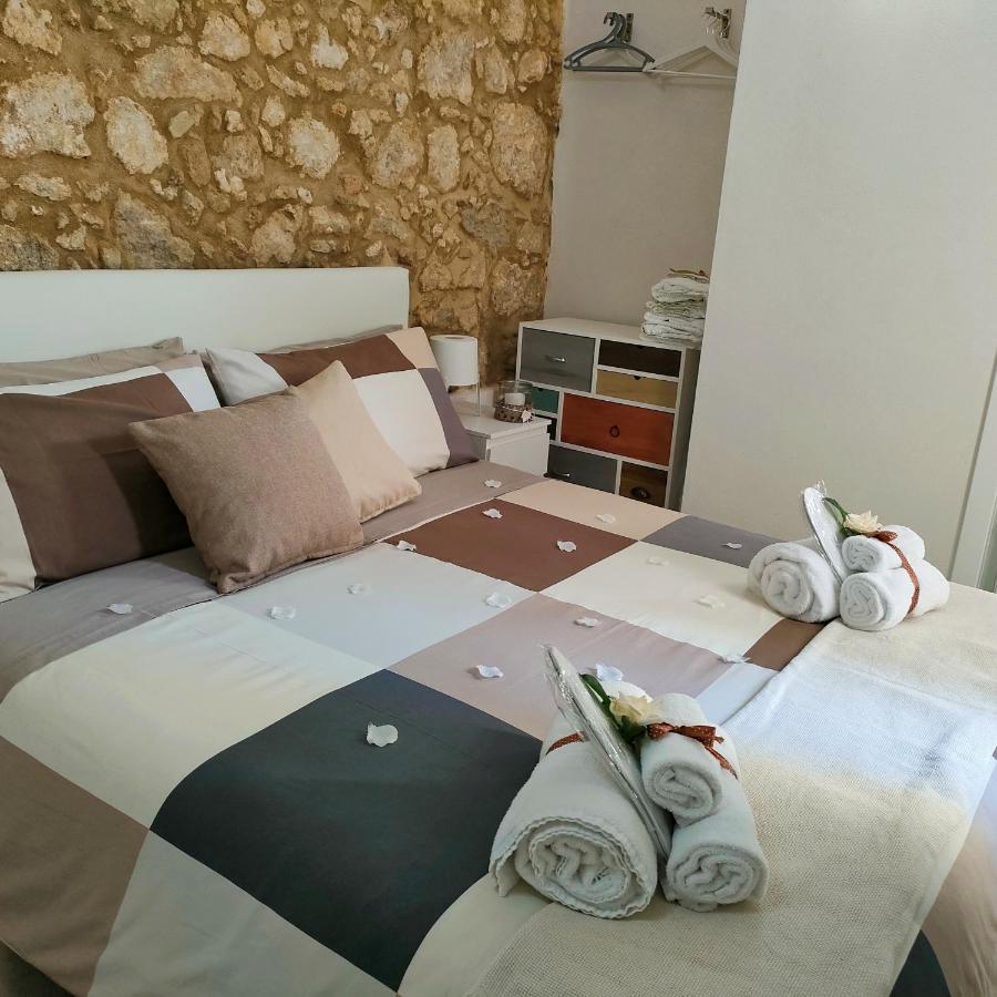 Ma-Ri House Apartment Syracuse ภายนอก รูปภาพ